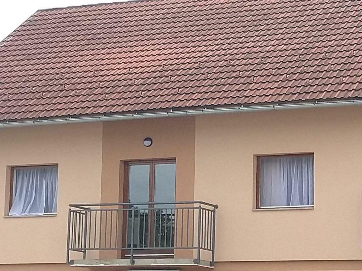 Sara I Marta * Otočac