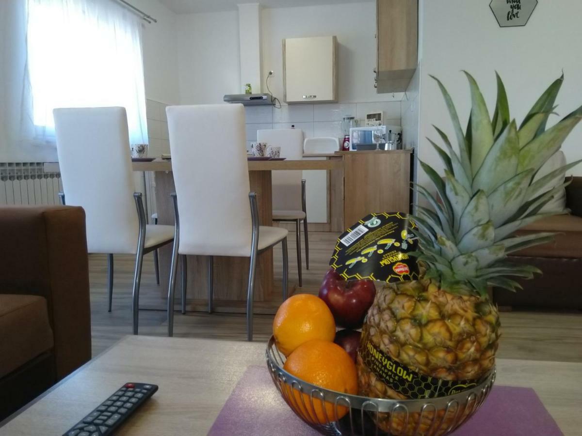 Apartament Sara I Marta *