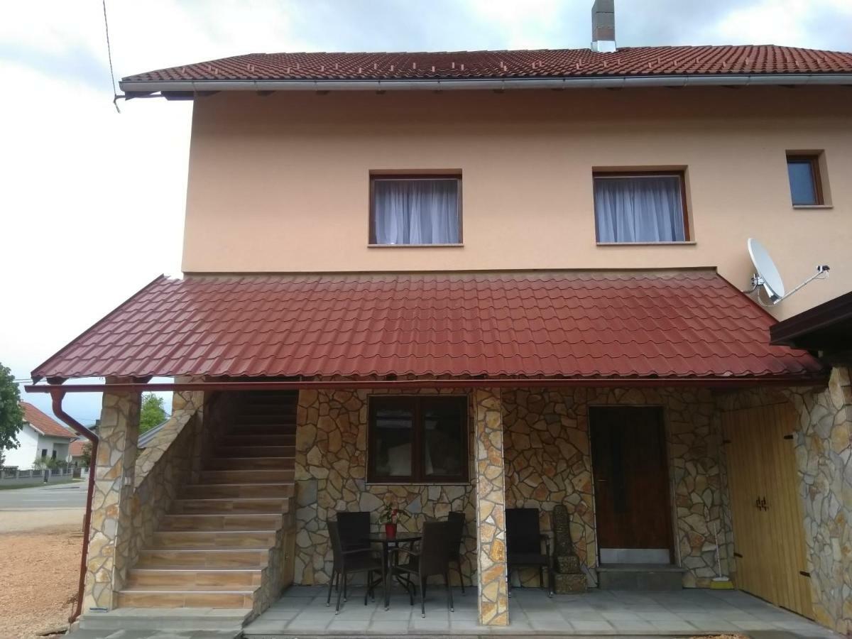 Apartament Sara I Marta *